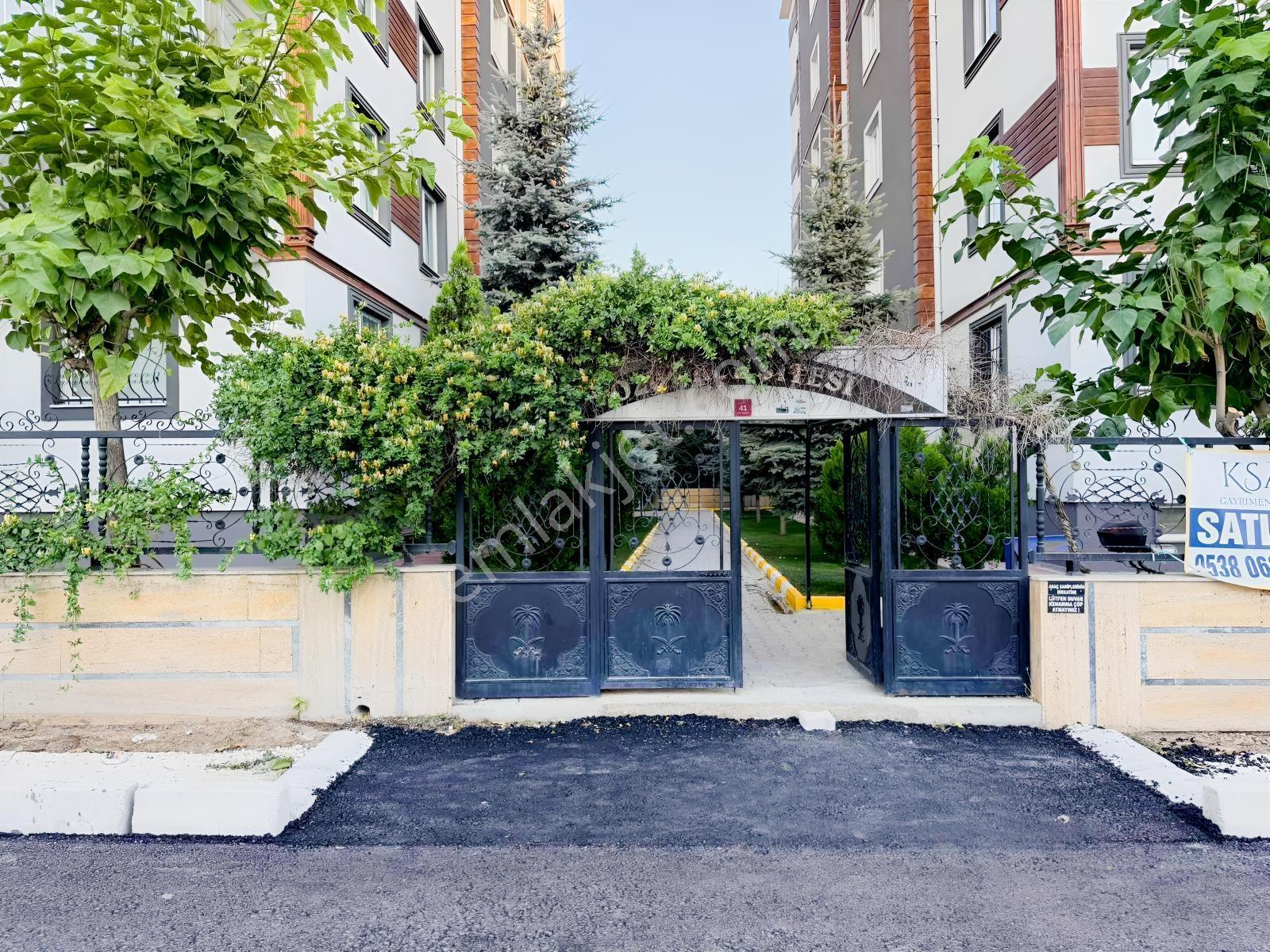Şabaniyede İki Nisan Caddesine Yakın Satılık 2+1 Daire — fotoğraf 2
