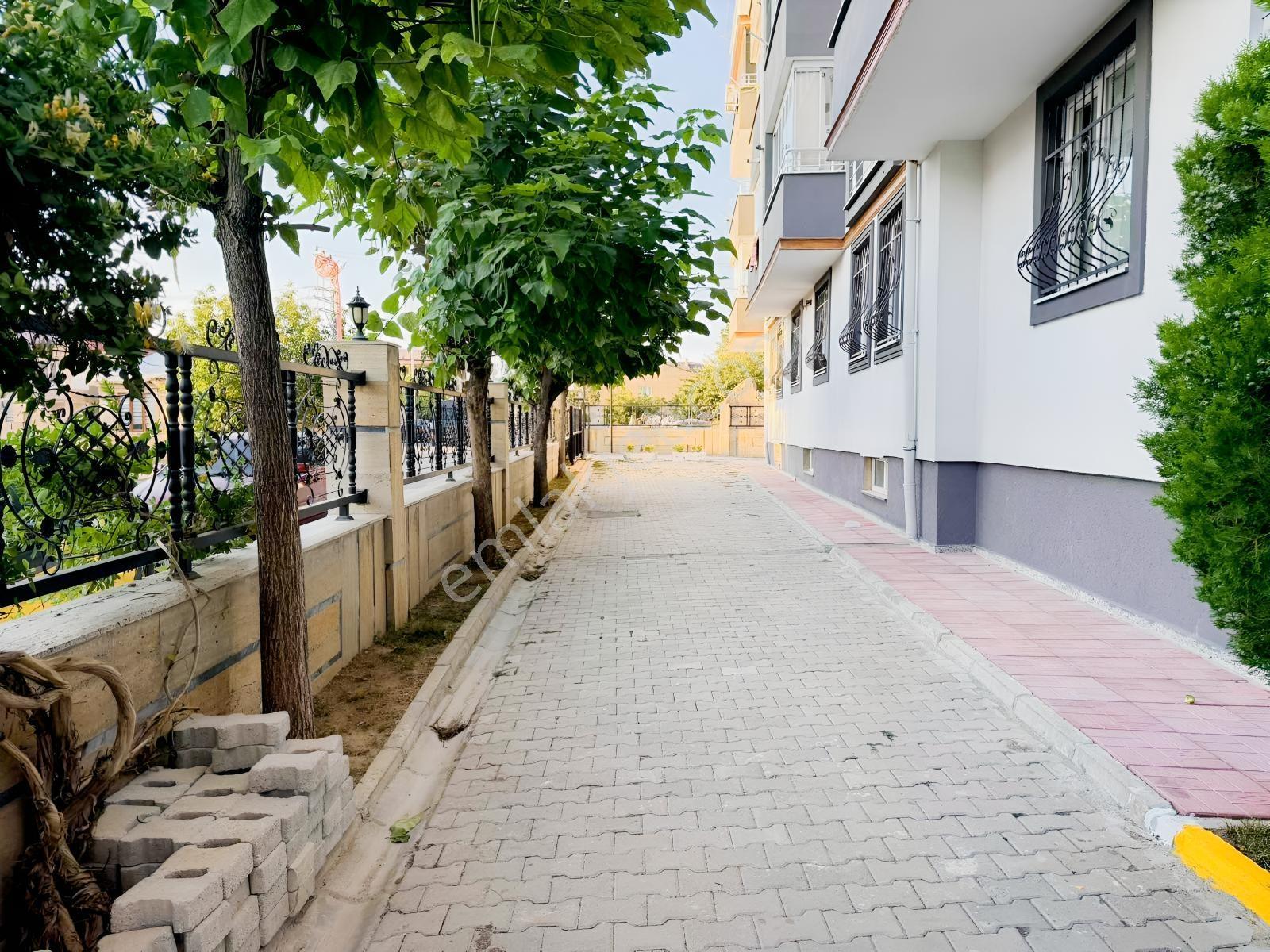 Şabaniyede İki Nisan Caddesine Yakın Satılık 2+1 Daire — fotoğraf 4