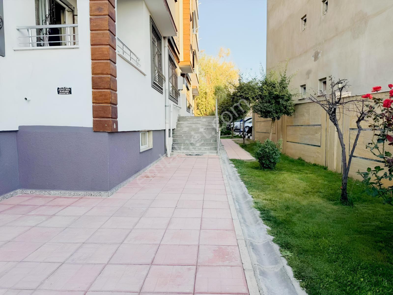 Şabaniyede İki Nisan Caddesine Yakın Satılık 2+1 Daire — fotoğraf 7
