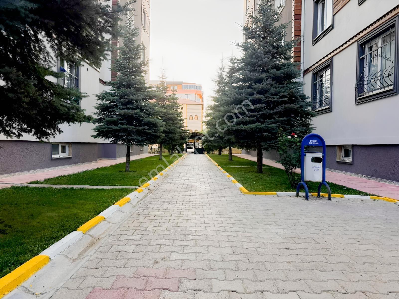 Şabaniyede İki Nisan Caddesine Yakın Satılık 2+1 Daire — fotoğraf 14
