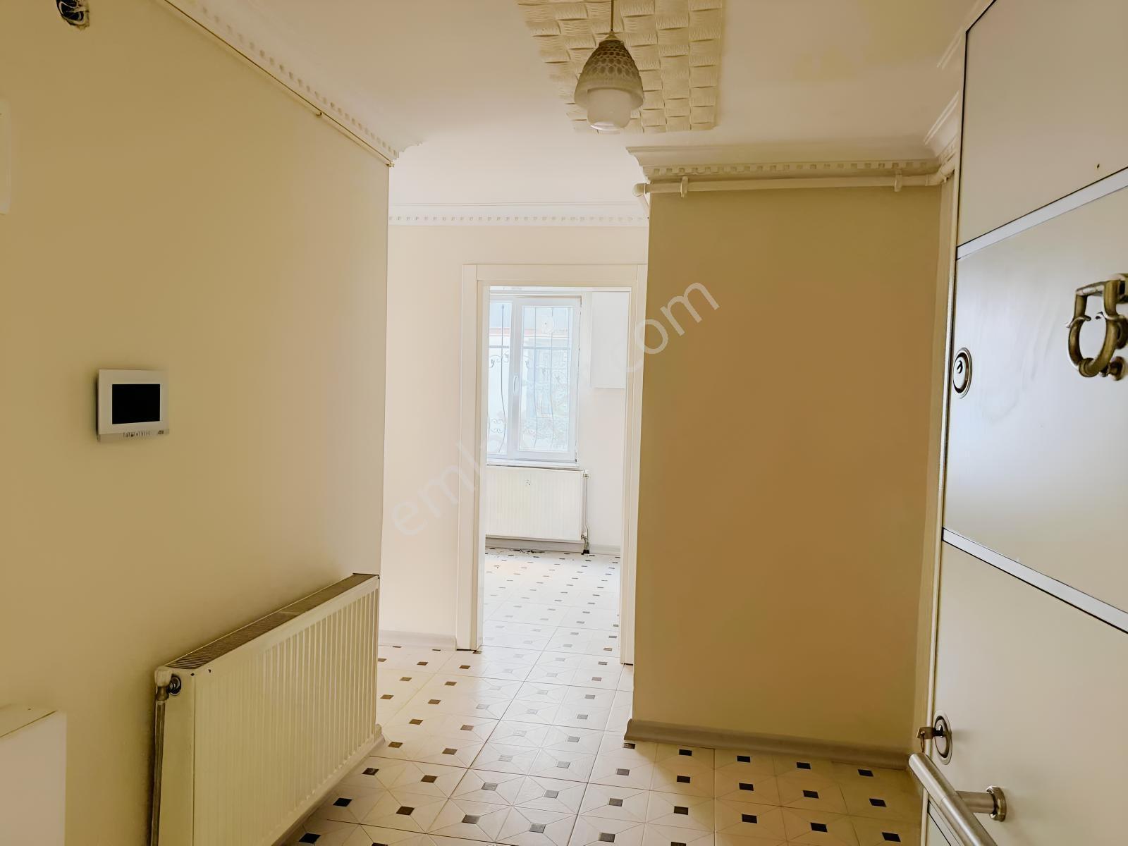 Şabaniyede İki Nisan Caddesine Yakın Satılık 2+1 Daire — fotoğraf 15