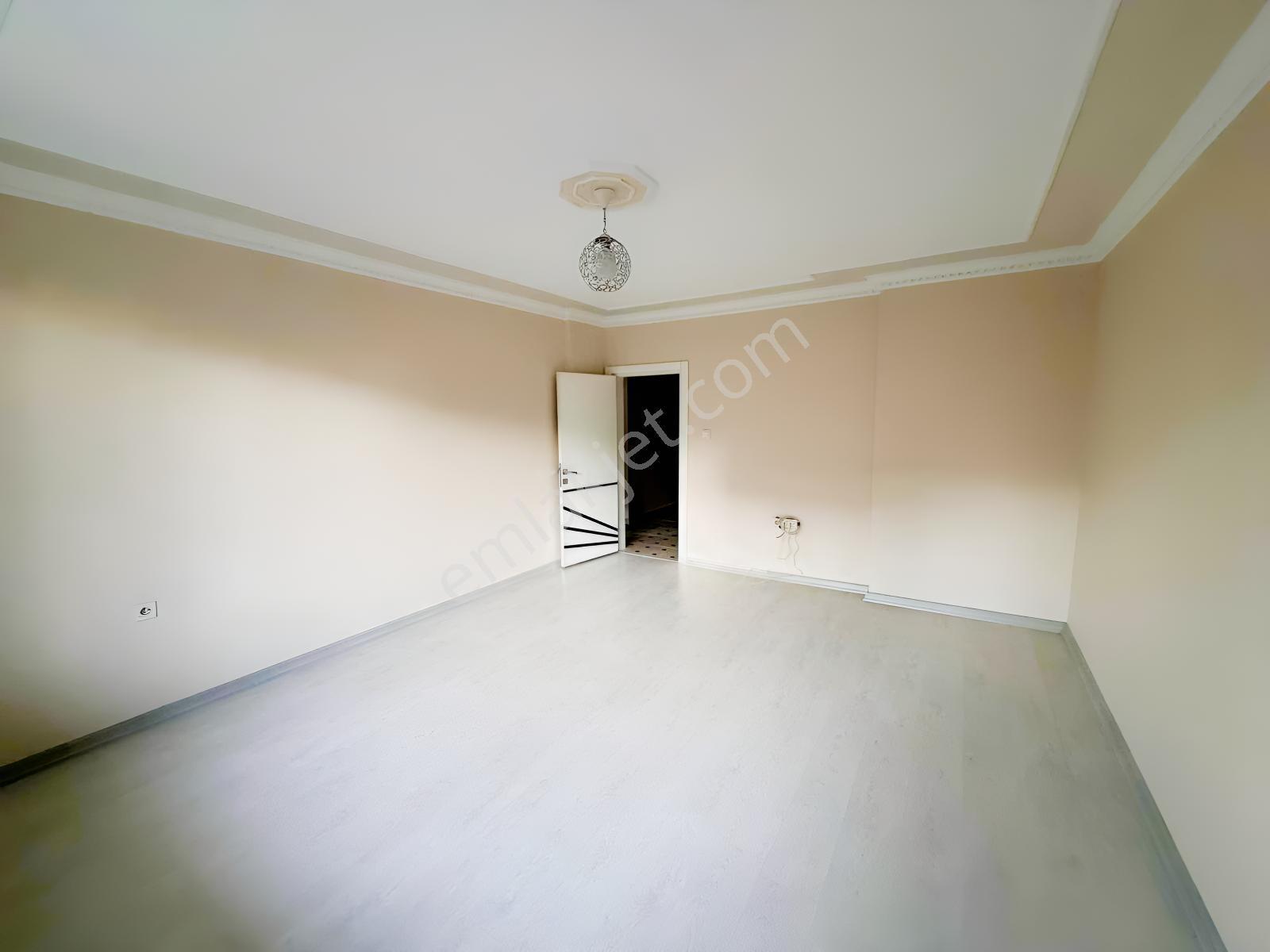 Şabaniyede İki Nisan Caddesine Yakın Satılık 2+1 Daire — fotoğraf 33