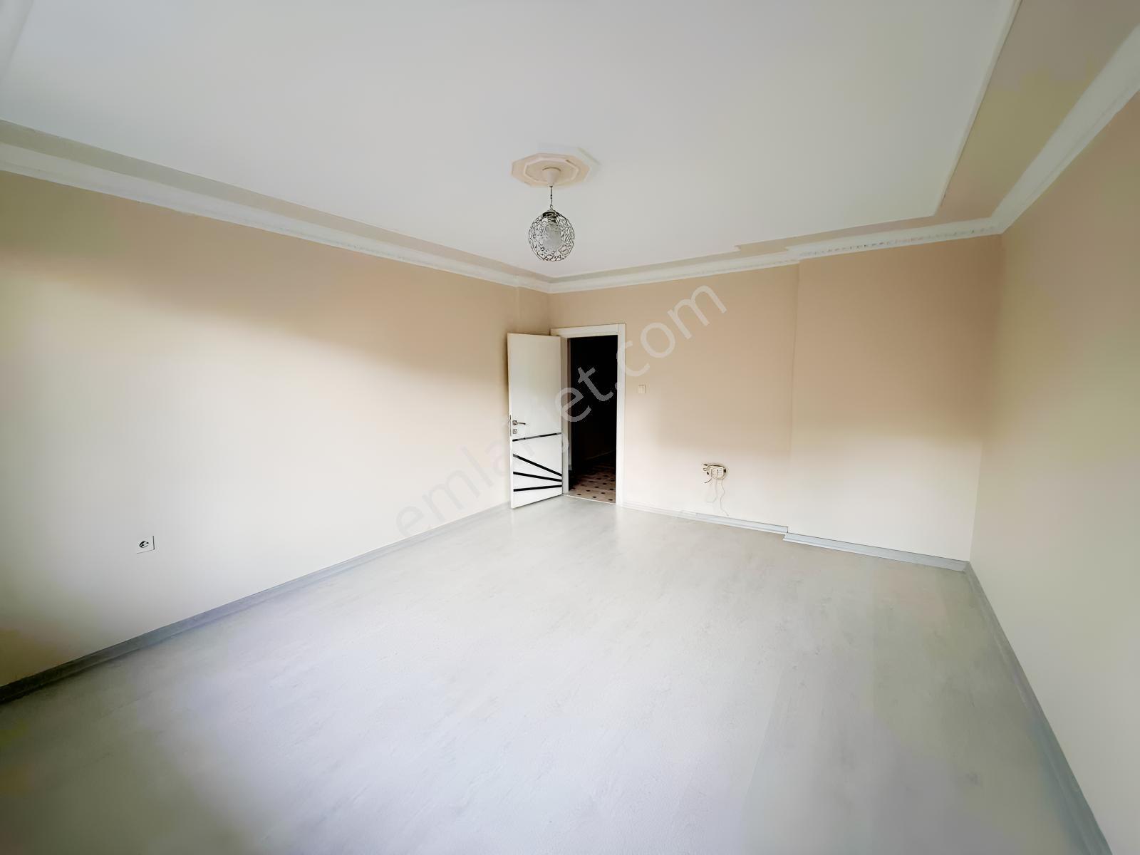 Şabaniyede İki Nisan Caddesine Yakın Satılık 2+1 Daire — fotoğraf 34