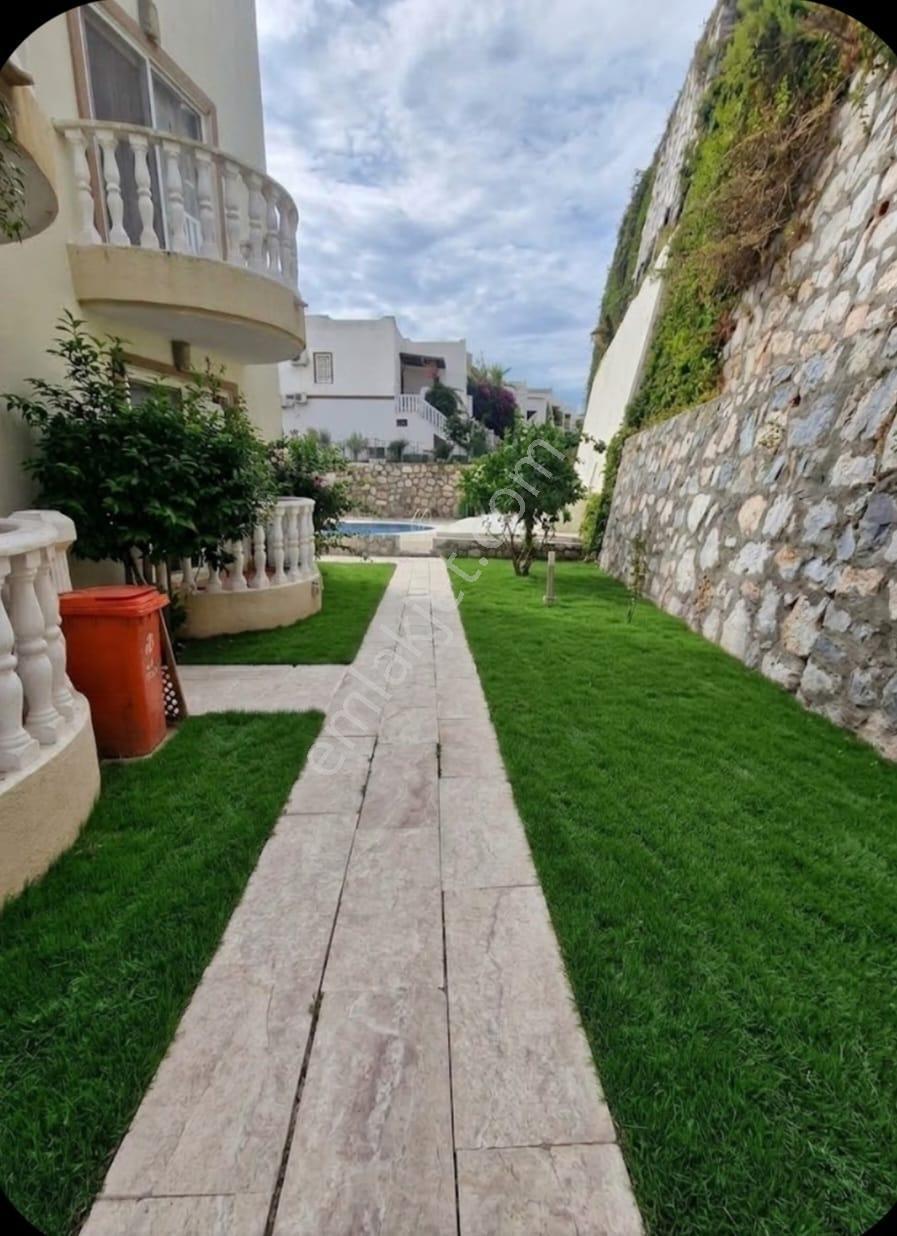 Muğla Bodrum Milas Boğaziçi Adabükü Geniş Temiz Bahçe Katı — fotoğraf 23