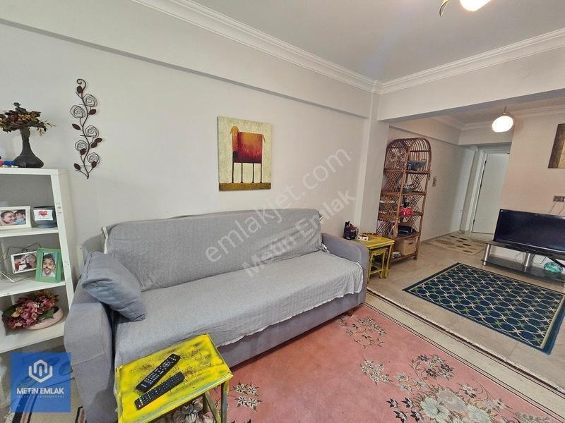 Altınoluk Sahilde Satılık Eşyalı 1+1 | Denize 75 Metre — fotoğraf 9
