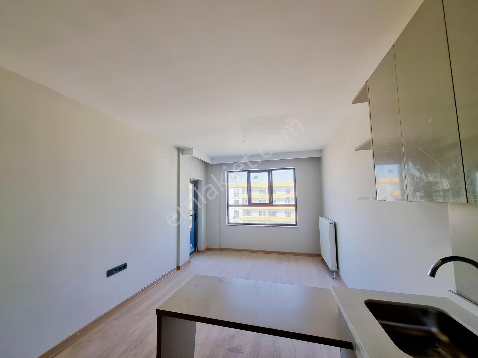 Batıkent Gökdemir Class Sitesi Modern 1+1 Daire Realty Gate'ten — fotoğraf 4