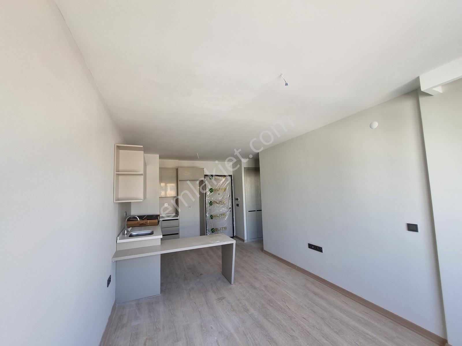 Batıkent Gökdemir Class Sitesi Modern 1+1 Daire Realty Gate'ten — fotoğraf 5