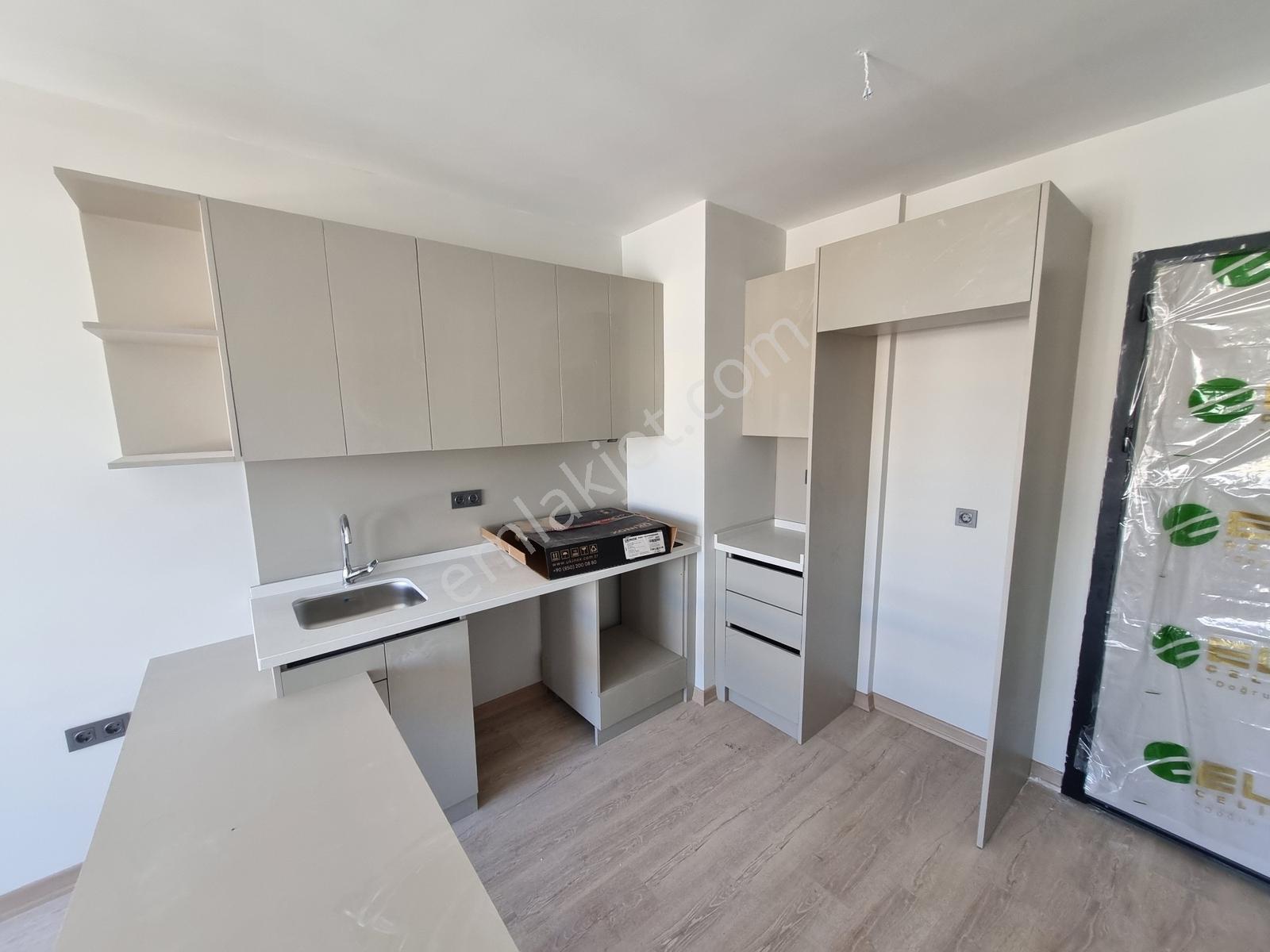 Batıkent Gökdemir Class Sitesi Modern 1+1 Daire Realty Gate'ten — fotoğraf 10