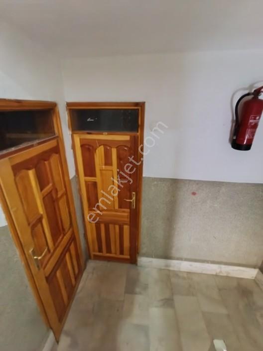 File Market Ve Cumhuriyet Cami Yakını Satılık 3+1 Daire — fotoğraf 3