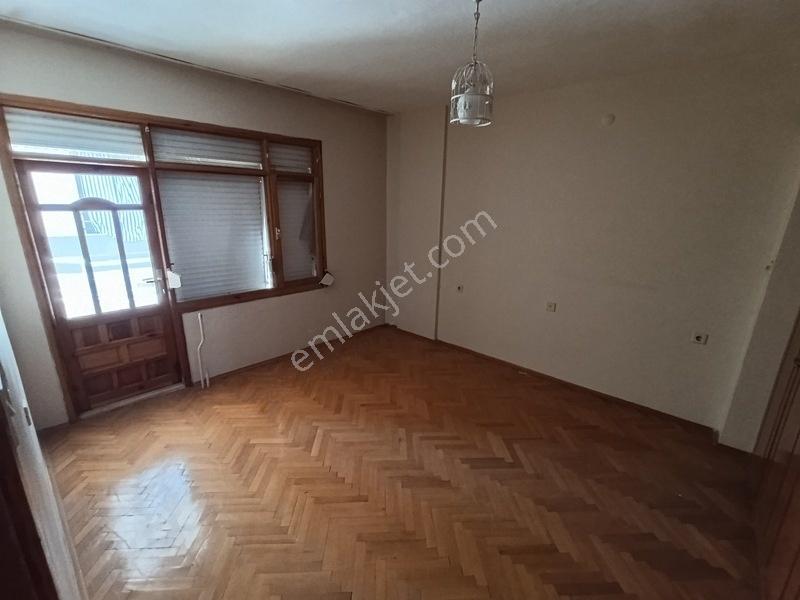 File Market Ve Cumhuriyet Cami Yakını Satılık 3+1 Daire — fotoğraf 7