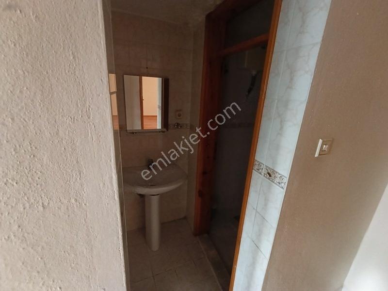 File Market Ve Cumhuriyet Cami Yakını Satılık 3+1 Daire — fotoğraf 9