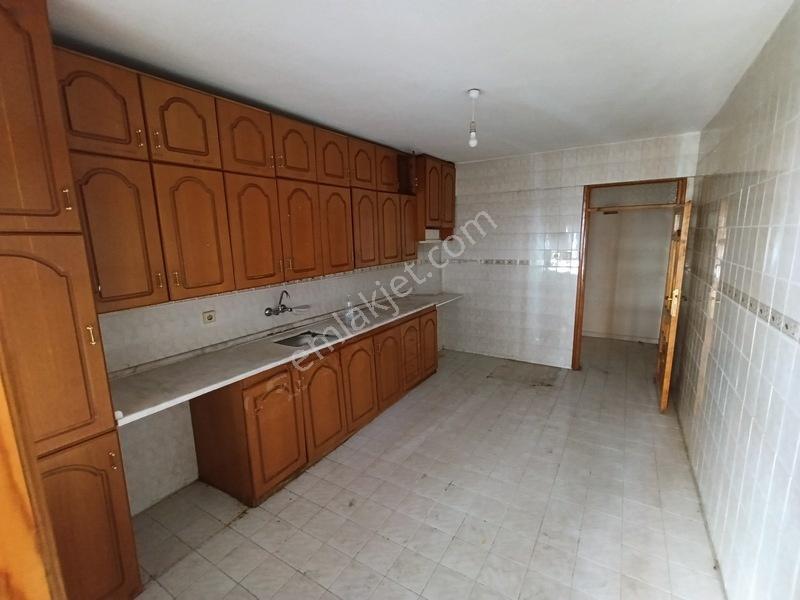 File Market Ve Cumhuriyet Cami Yakını Satılık 3+1 Daire — fotoğraf 16