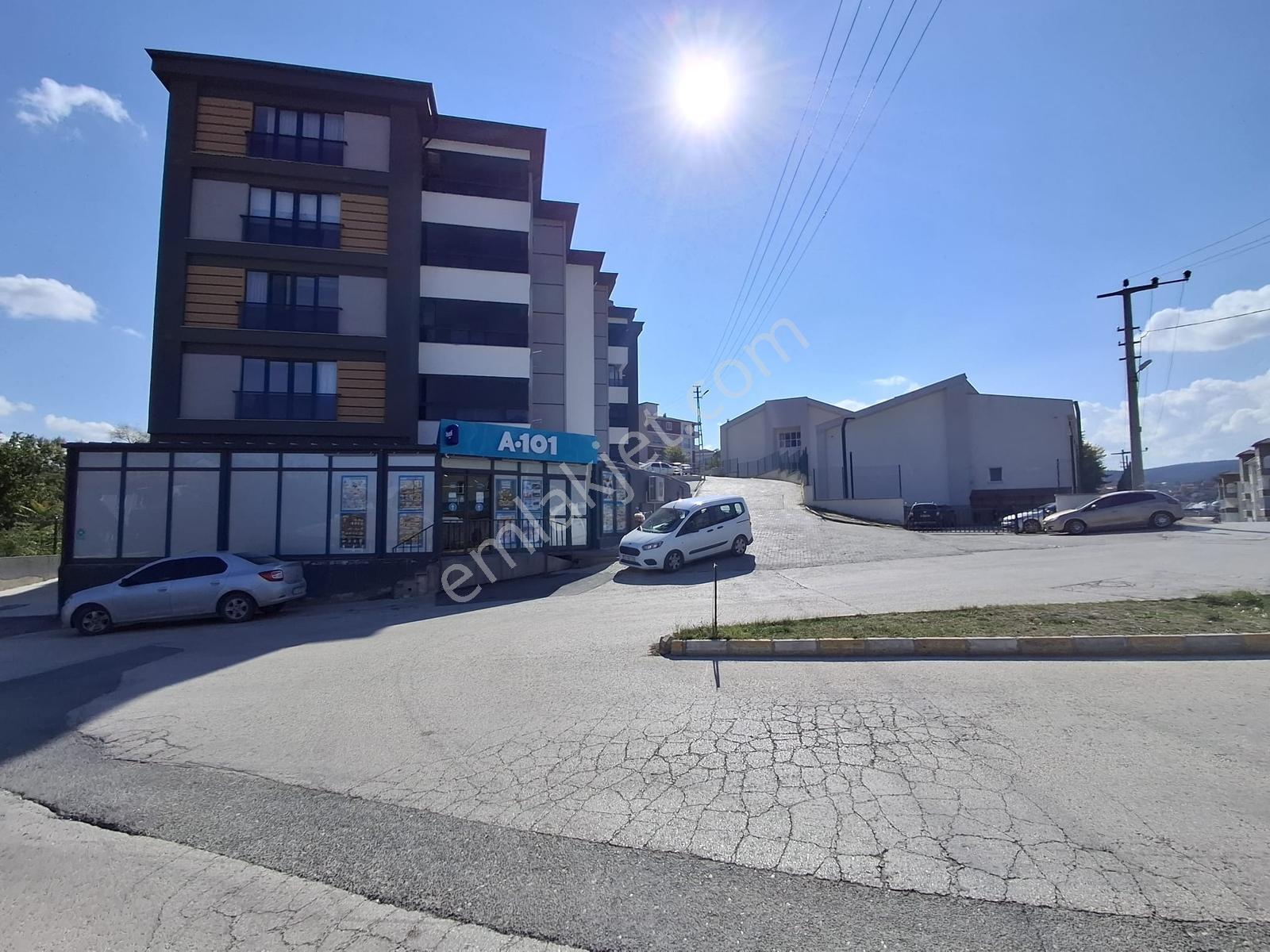 Garanti Emlak'Tan Park Pelit'Te Takaslı Sıfır 2+1
