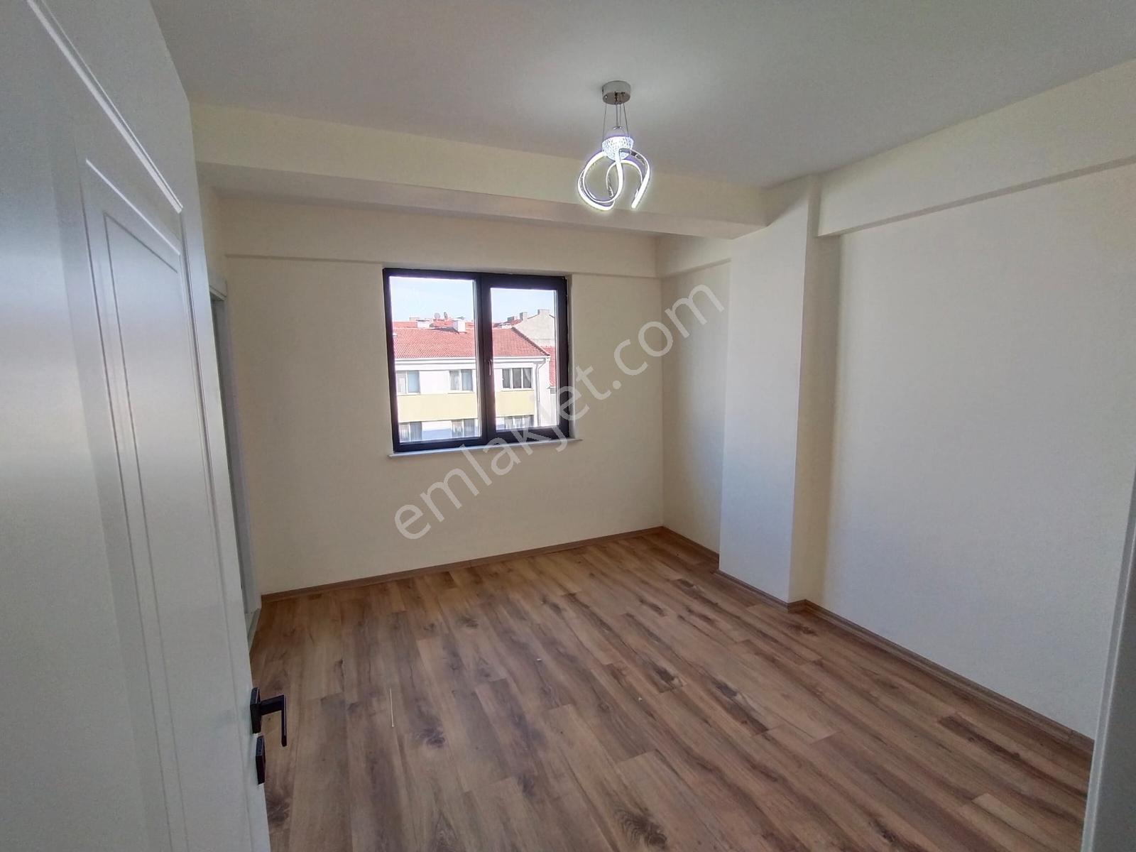 Durmaz Gayrimenkul'den Emek'te 2+0 Daire — fotoğraf 21