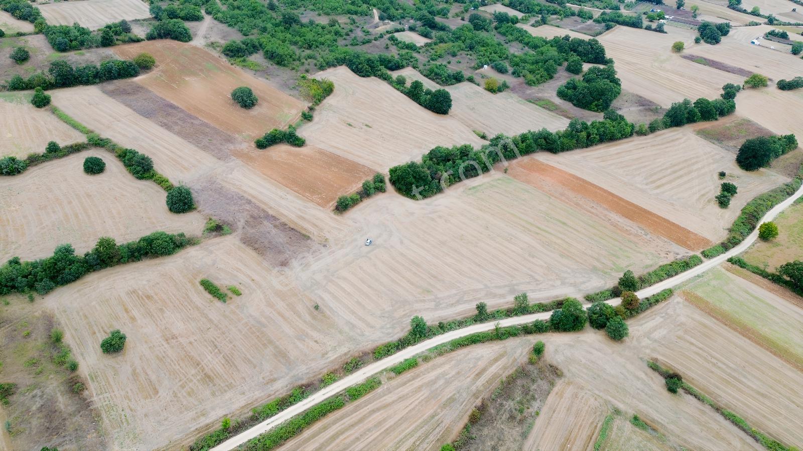 Kozluca'da Yatırımlık Fırsat Arazisi 1900m2 Tamamı Bu Fiyata!! — fotoğraf 11