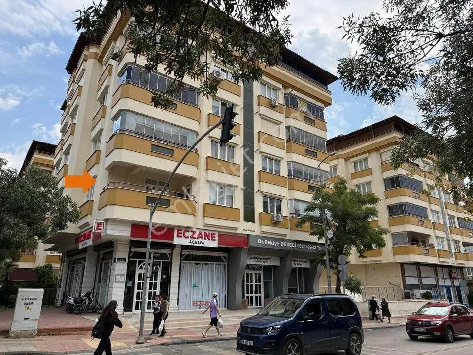 Repa Gayrimenkul Songül Gözcü'Den Celal Doğan Parkı Ykınında 4+1
