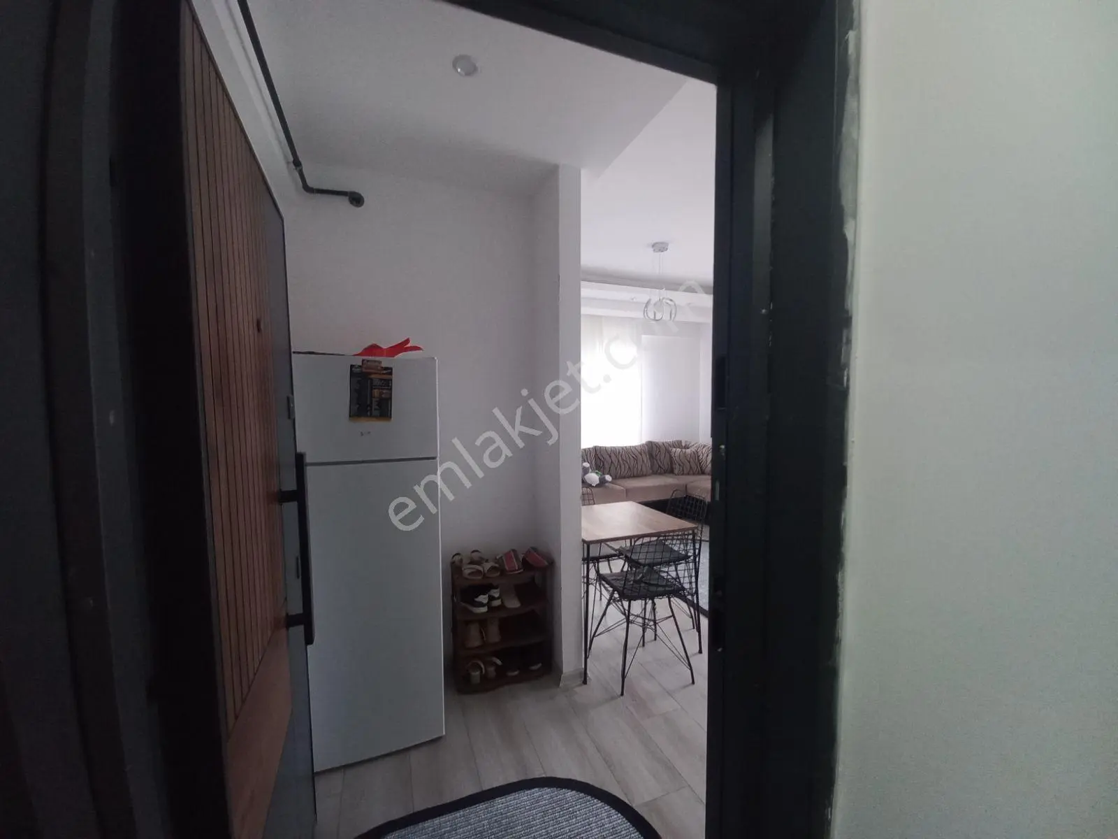 Segup'tan Aziz Işık Bulv. 50 M Deniz Manzaralı Eşyalı 1+1 (6) — fotoğraf 2