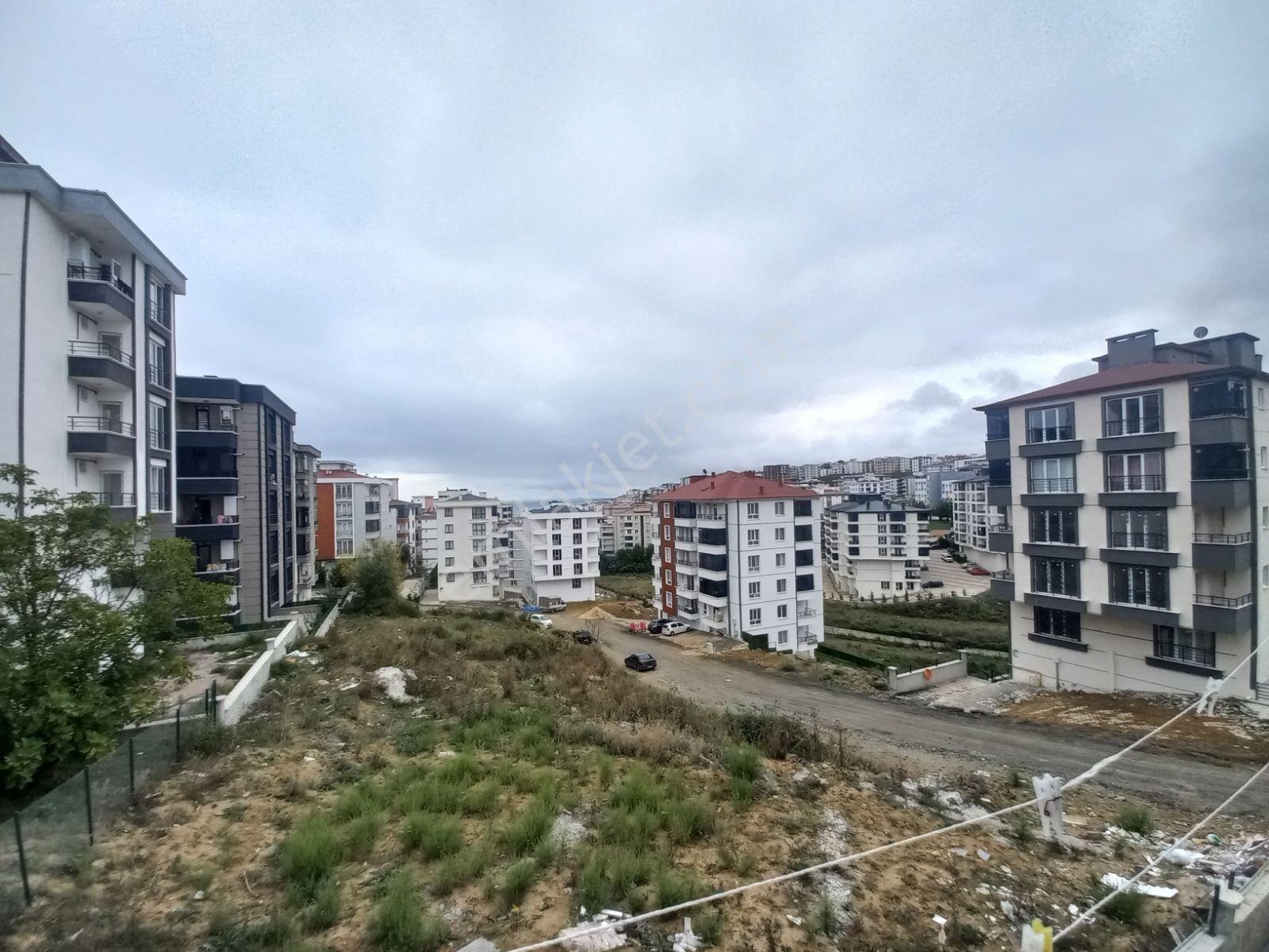 Segup'tan Aziz Işık Bulv. 50 M Deniz Manzaralı Eşyalı 1+1 (6) — fotoğraf 18
