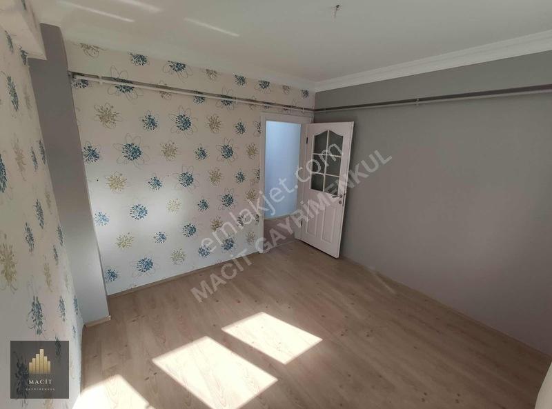 Macit'den Nilüfer Ertuğrul'da Merkezi Konumda 2+1 Daire,90m² Net — fotoğraf 4