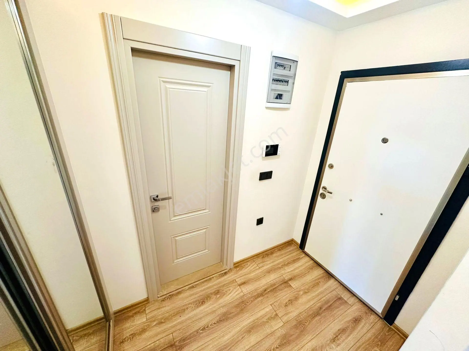 Tek Yetkili Referans'tan İkizçay'da Ön Cephe Asansörlü Lüx Tasarımlı 1+1 Daire — fotoğraf 8