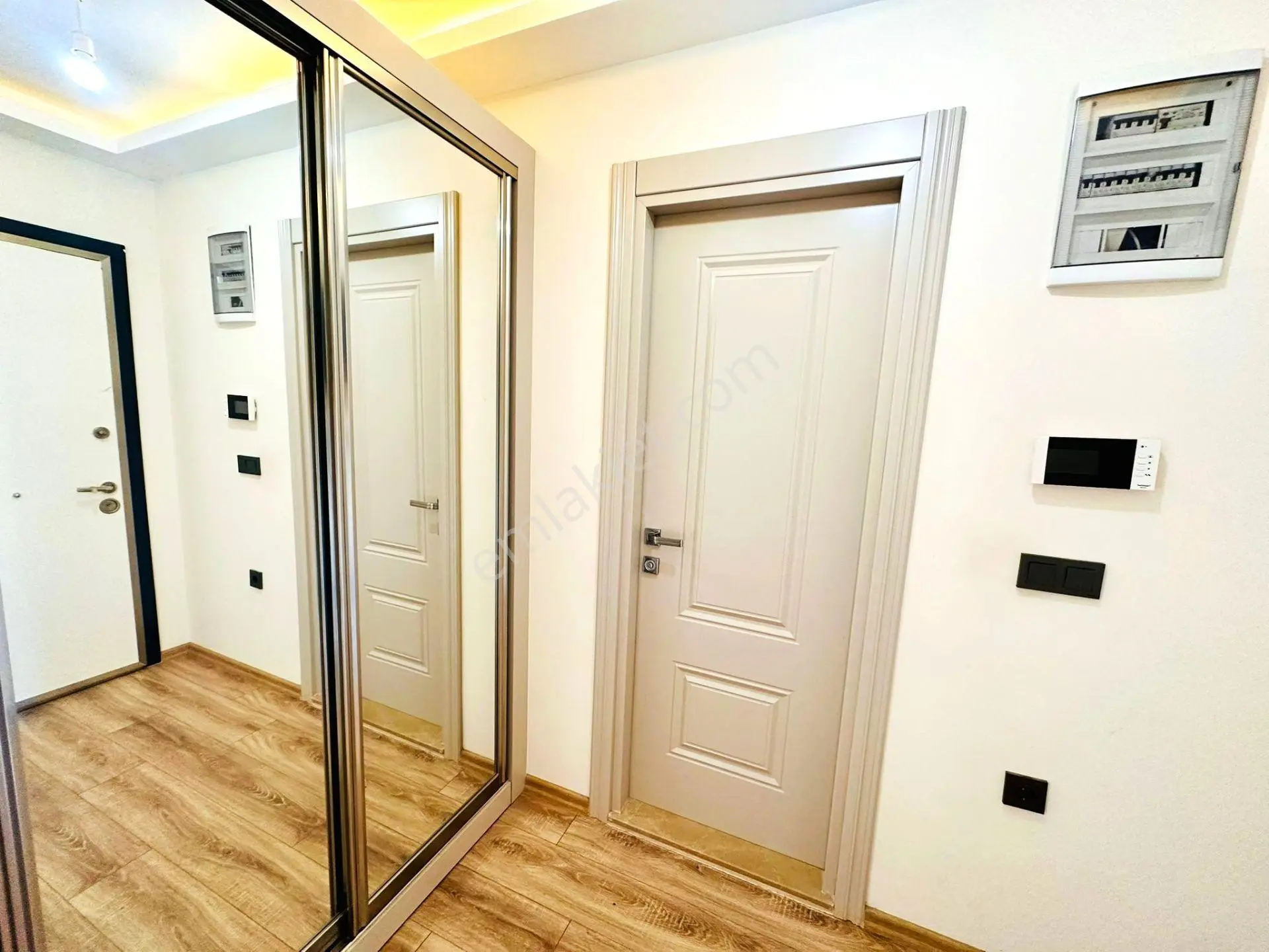 Tek Yetkili Referans'tan İkizçay'da Ön Cephe Asansörlü Lüx Tasarımlı 1+1 Daire — fotoğraf 12