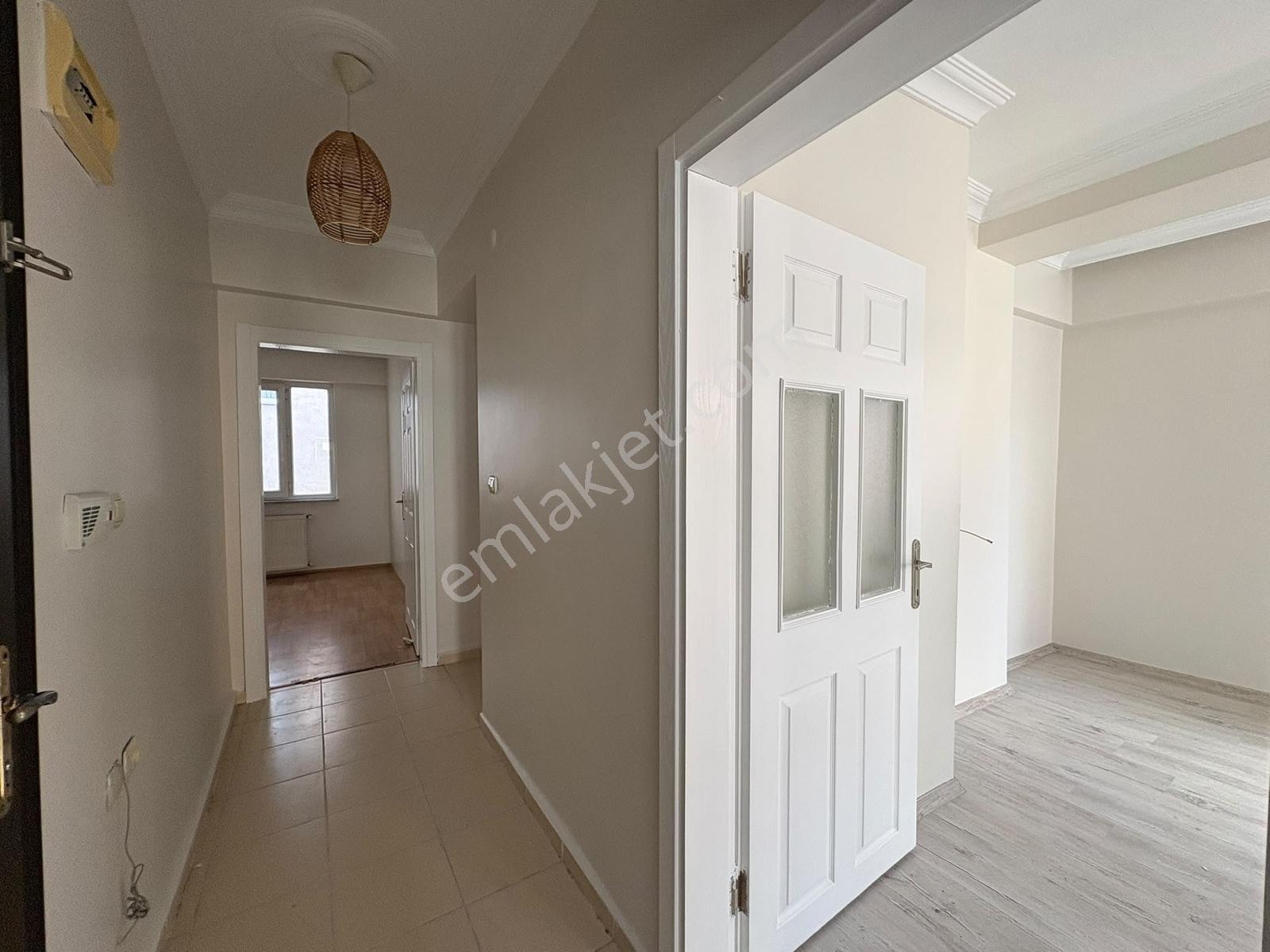 Bülent Yılmaz'dan Satılık Gazi Mah. 2+1 Balkonlu Ara Kat Daire — fotoğraf 26
