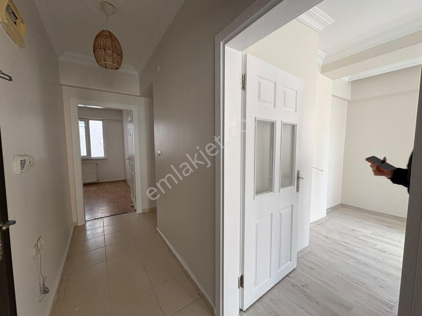 Bülent Yılmaz'dan Satılık Gazi Mah. 2+1 Balkonlu Ara Kat Daire — fotoğraf 34