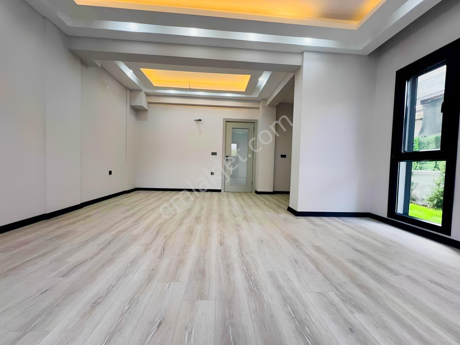 Berk Emlak'tan Mithatpaşa Mh. Satılık 5+1 Tripleks Sıfır Villa — fotoğraf 8