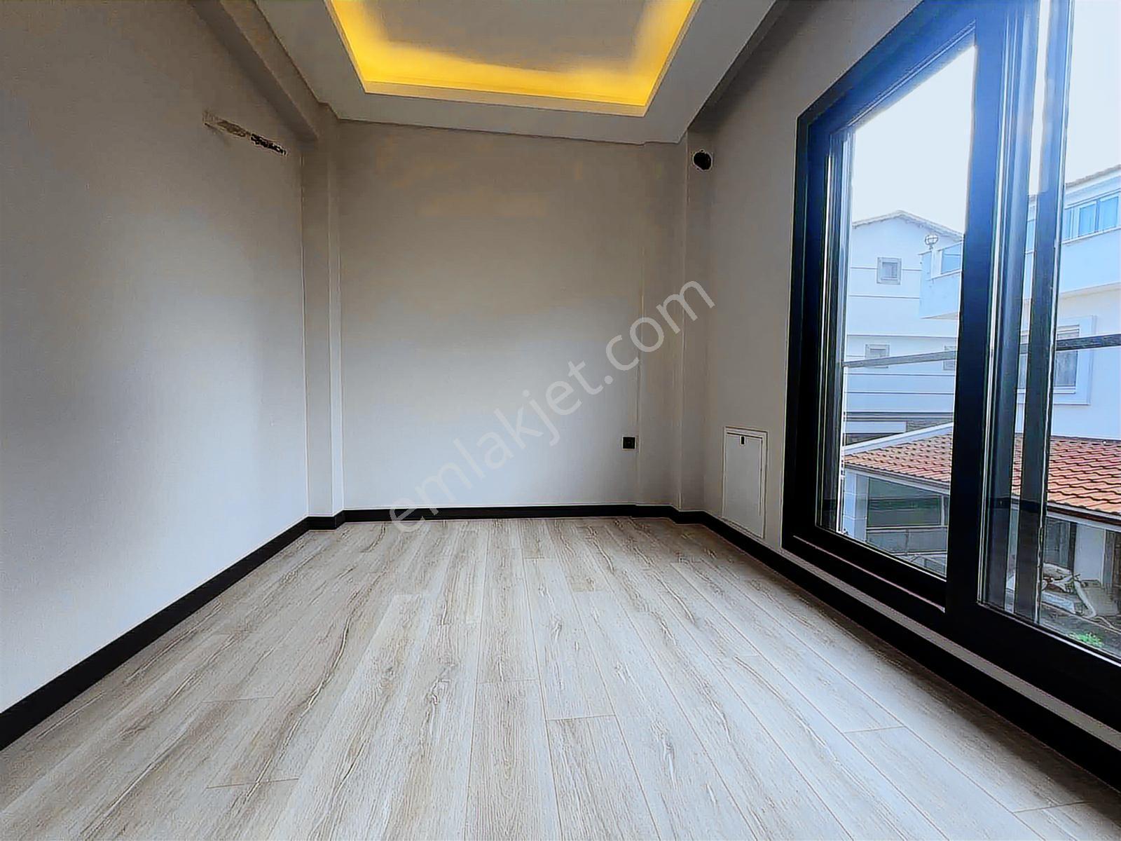Berk Emlak'tan Mithatpaşa Mh. Satılık 5+1 Tripleks Sıfır Villa — fotoğraf 13