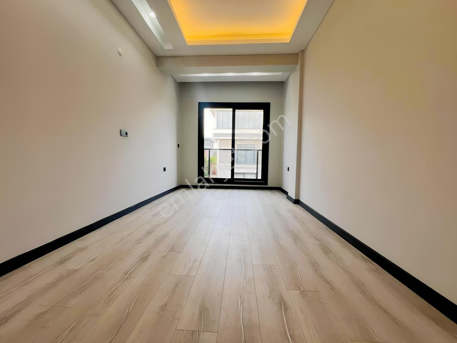 Berk Emlak'tan Mithatpaşa Mh. Satılık 5+1 Tripleks Sıfır Villa — fotoğraf 24