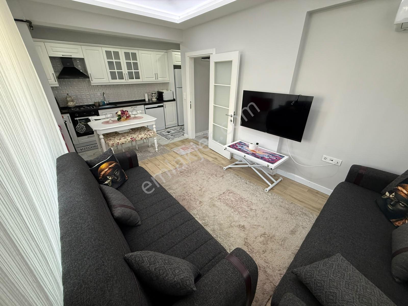 Çiftlikköy'De Yeni Bina Modern Konseptte Full Eşyalı 1+1 Daire