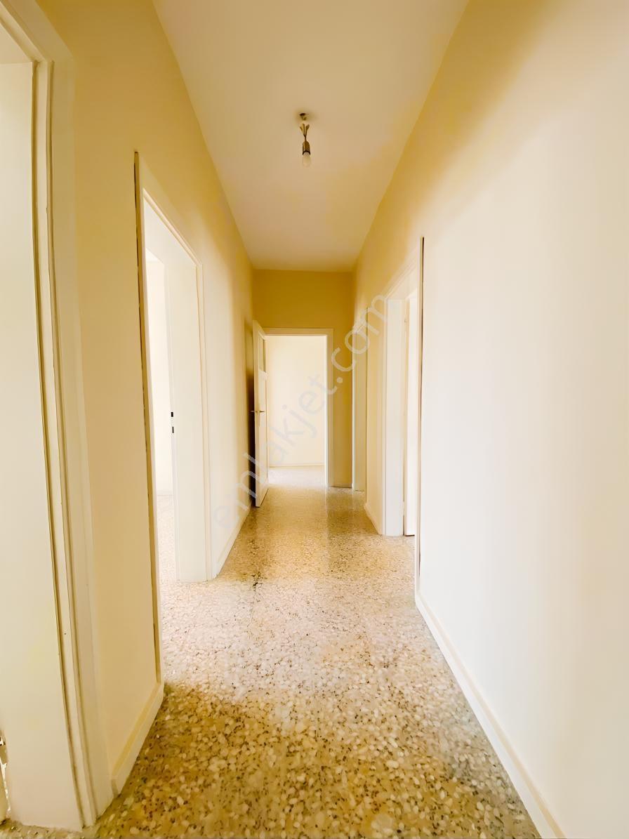 Remax Palm'den Geniş , Bağımsız Mutfaklı Satılık 2+1 Daire — fotoğraf 3