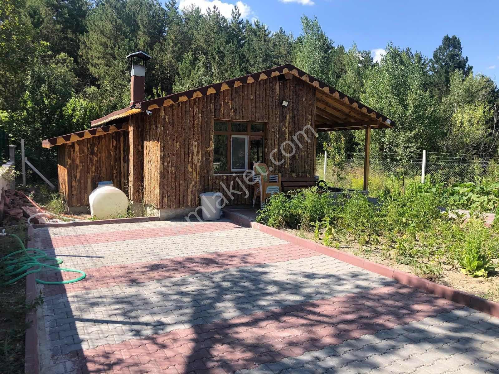 Re/max Fırtınadan Eldivanda 850 M² Arsalı Müstakil Ev — fotoğraf 13