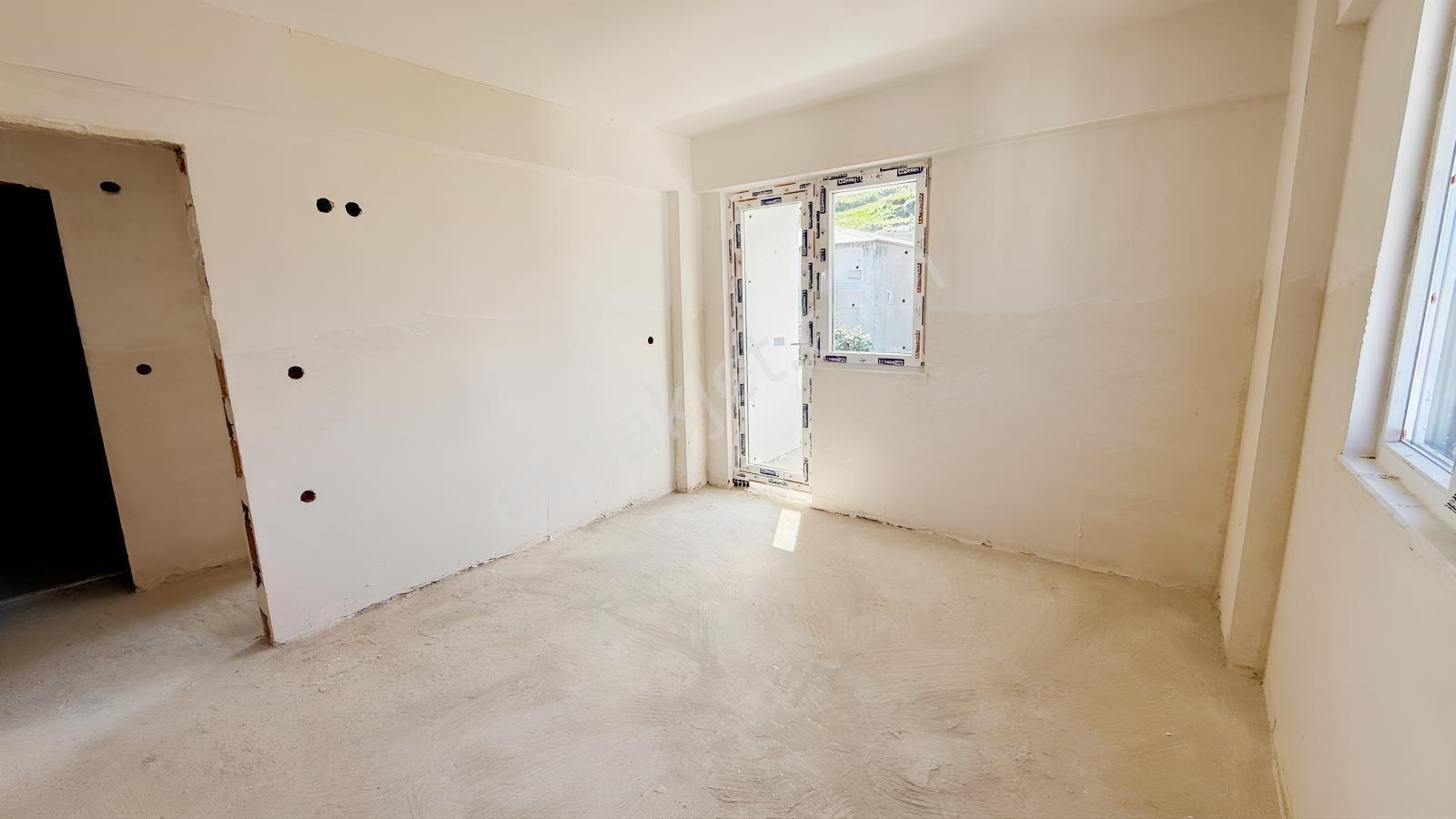 Tekkeköyde Geniş Ferah Yerden Isıtma 3+1 Sıfır Daire — fotoğraf 17