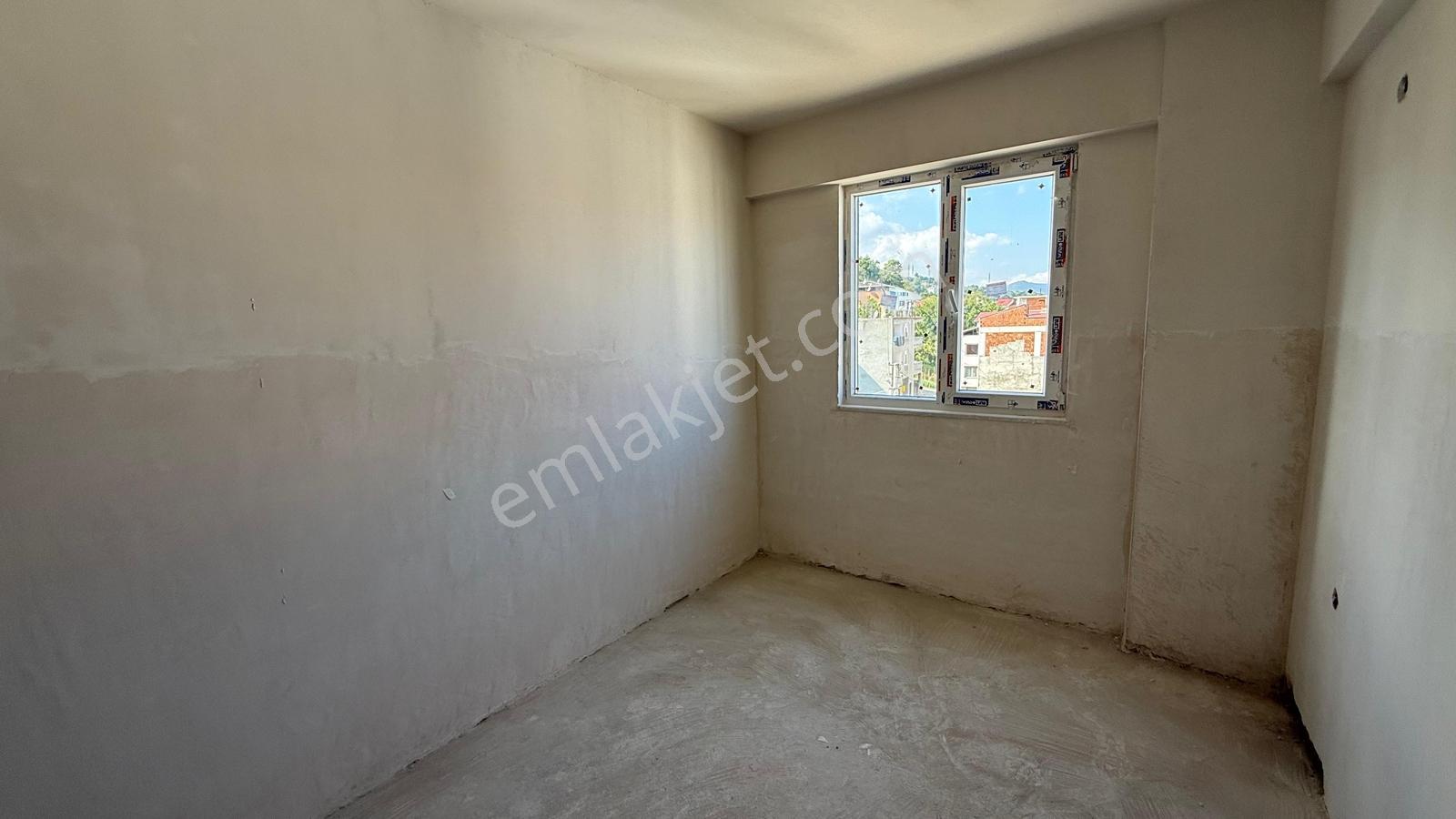 Tekkeköyde Geniş Ferah Yerden Isıtma 3+1 Sıfır Daire — fotoğraf 19