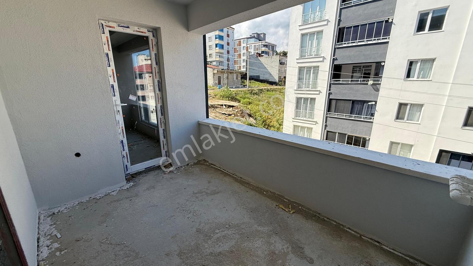 Tekkeköyde Geniş Ferah Yerden Isıtma 3+1 Sıfır Daire — fotoğraf 24
