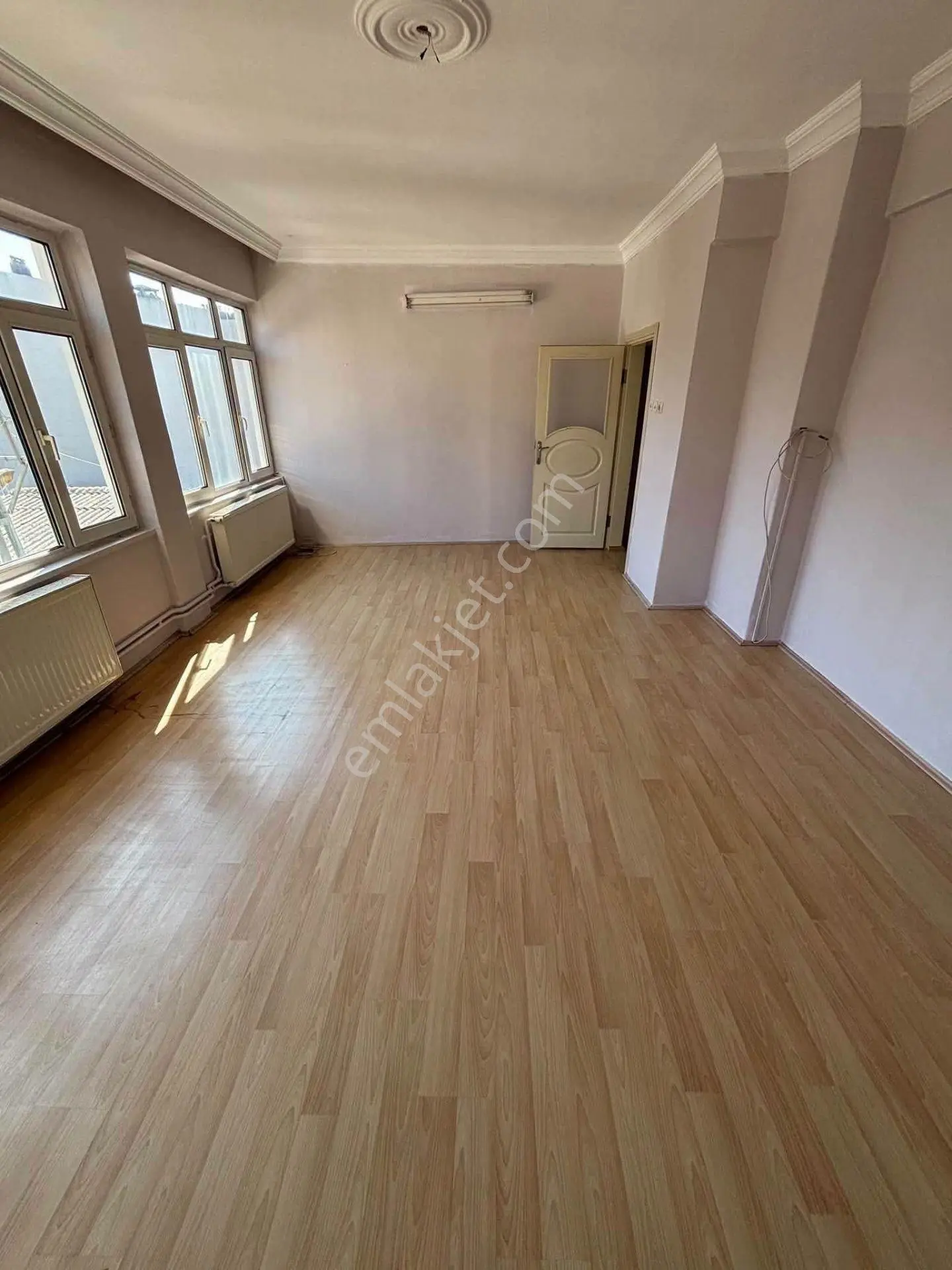 Samsun İlkadım Selahiye Mahallesi'nde 2.kat 2+1 Satılık Daire — fotoğraf 2