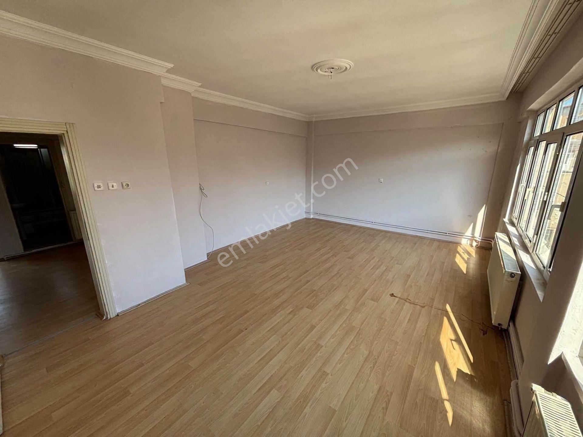 Samsun İlkadım Selahiye Mahallesi'nde 2.kat 2+1 Satılık Daire — fotoğraf 12