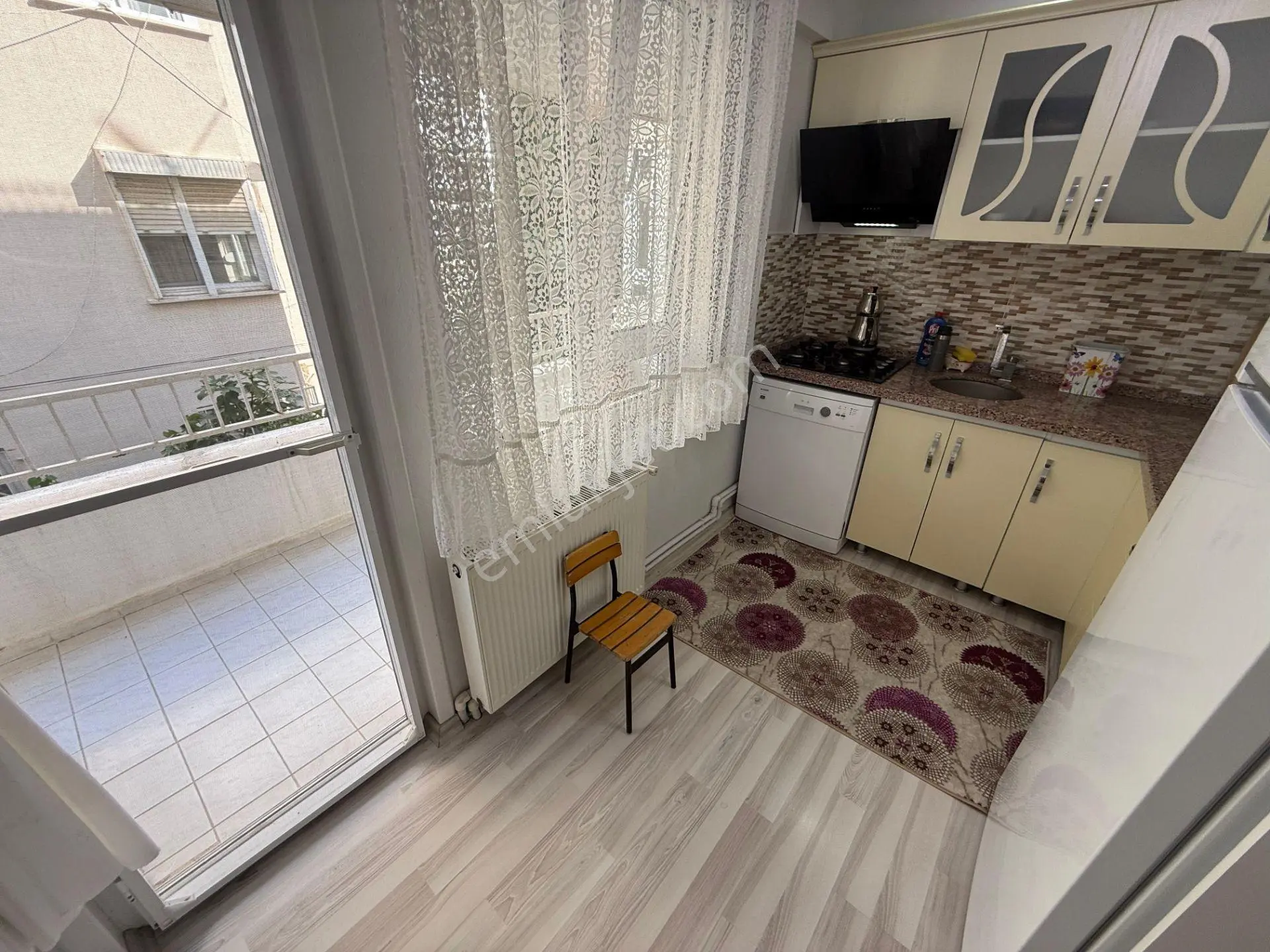 Yüksel'den Akçay Merkez'de Çift Balkonlu 2+1 Fırsatı! — fotoğraf 3