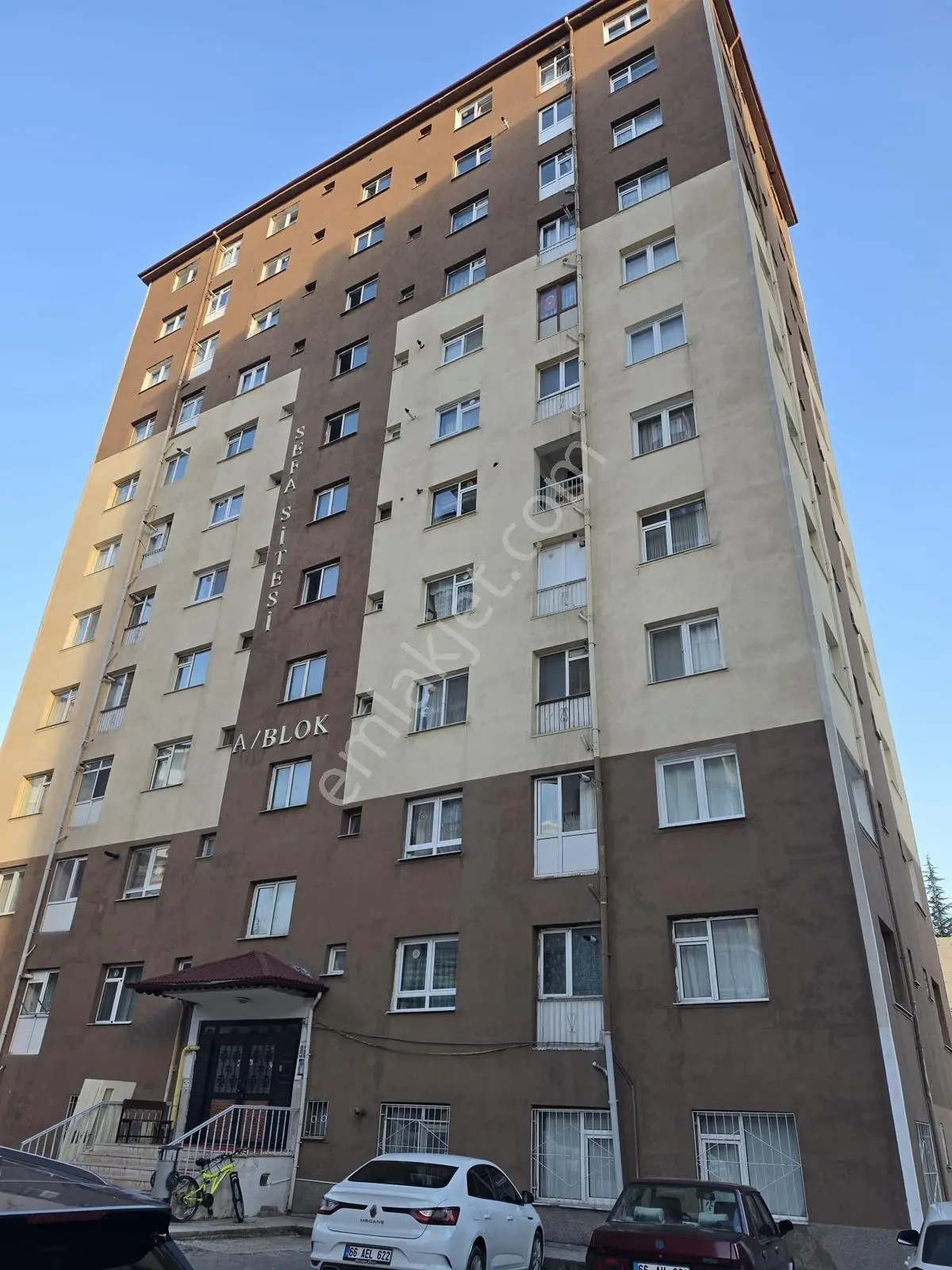 Çankaya Emlaktan Sefa Sitesinde Satılık 3+1 Daire