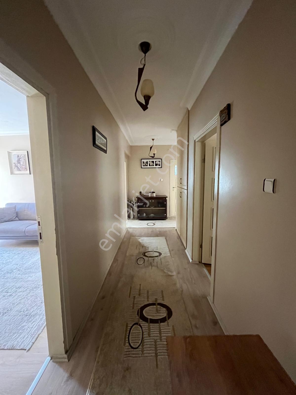 Çankaya Emlaktan Sefa Sitesinde Satılık 3+1 Daire — fotoğraf 7
