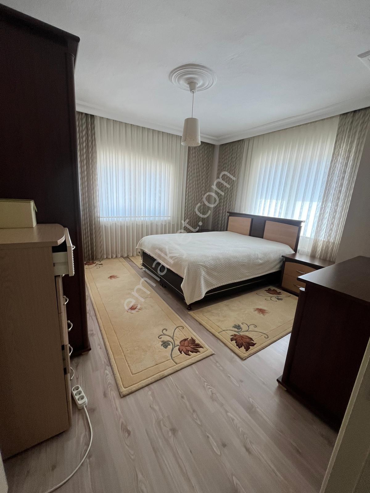 Çankaya Emlaktan Sefa Sitesinde Satılık 3+1 Daire — fotoğraf 14
