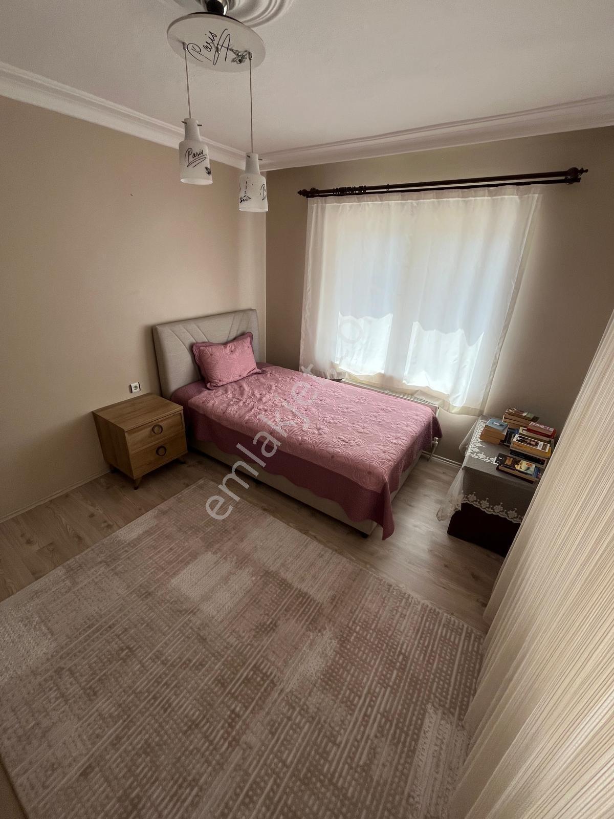Çankaya Emlaktan Sefa Sitesinde Satılık 3+1 Daire — fotoğraf 17