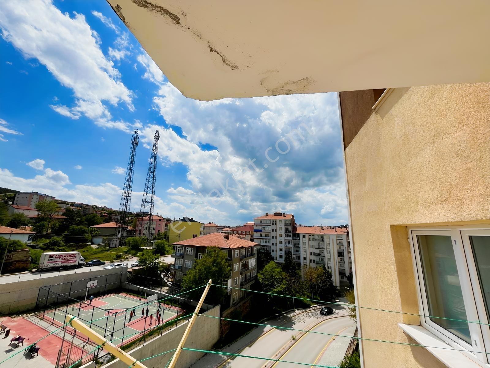 Çankaya Emlaktan Sefa Sitesinde Satılık 3+1 Daire — fotoğraf 31