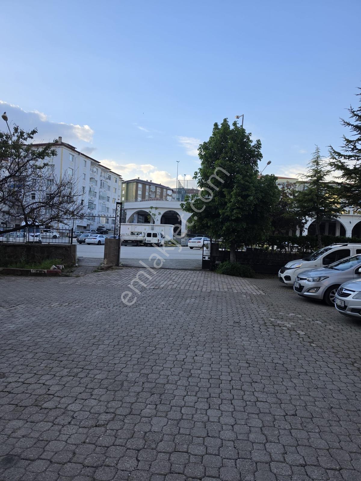 Çankaya Emlaktan Sefa Sitesinde Satılık 3+1 Daire — fotoğraf 33