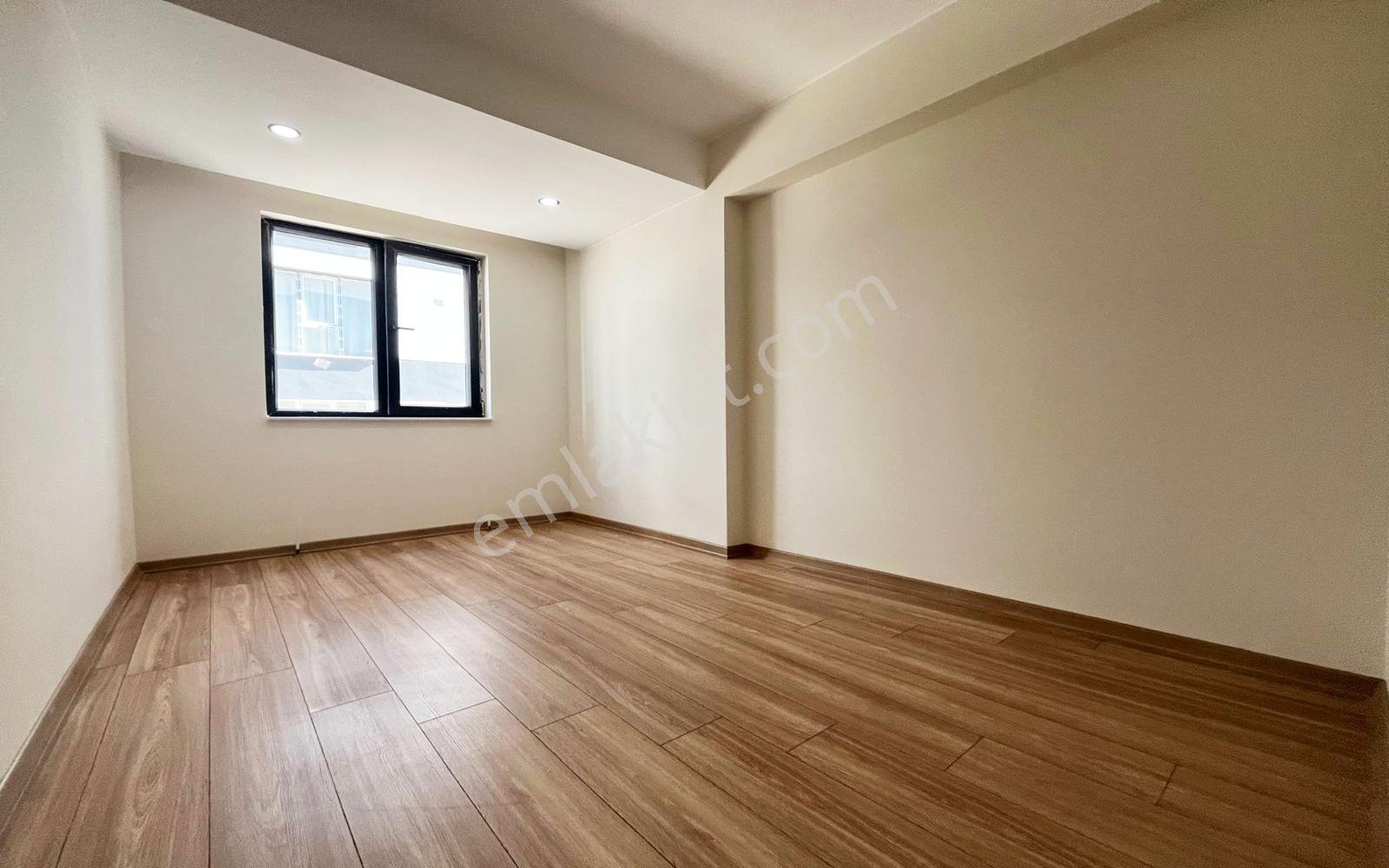 Yenikent Emlak'tan 3+1 Giyinme Odalı Cam Balkonlu Masrafsız — fotoğraf 29