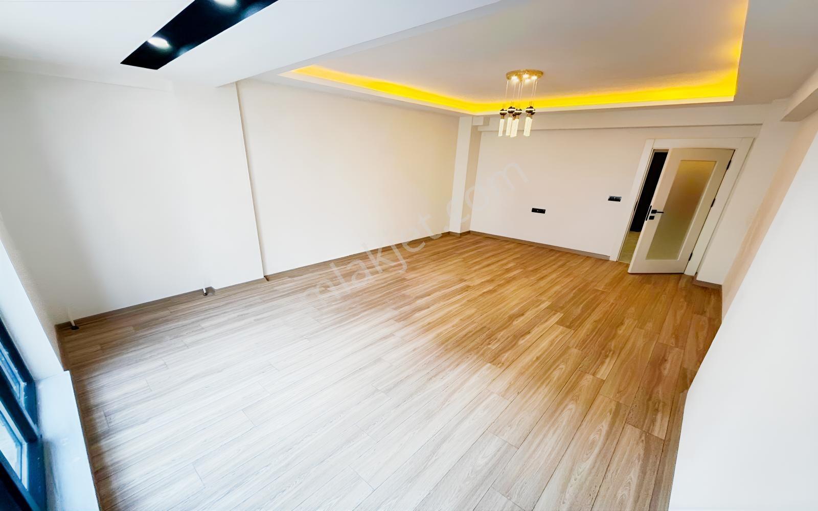 Yenikent Emlak'tan 3+1 Giyinme Odalı Cam Balkonlu Masrafsız — fotoğraf 37
