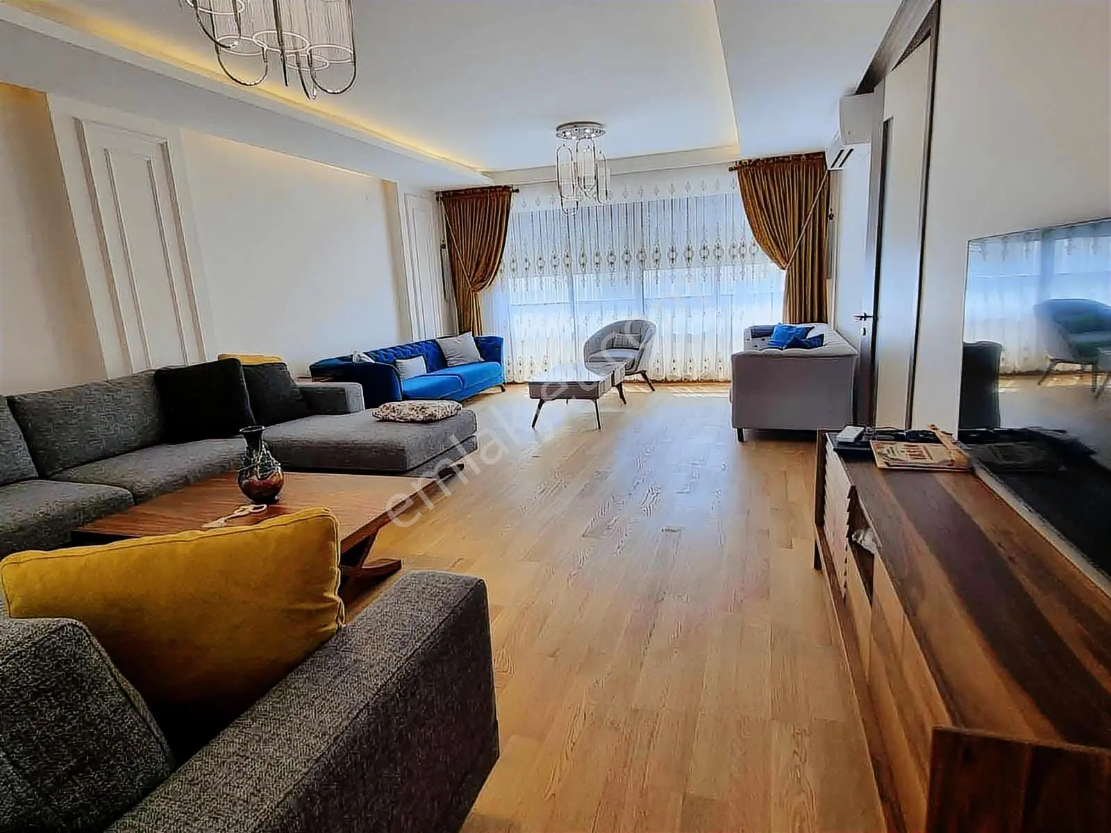Katsat/çiğli'de Tam Müstakil Komple Satılık Bina — fotoğraf 5