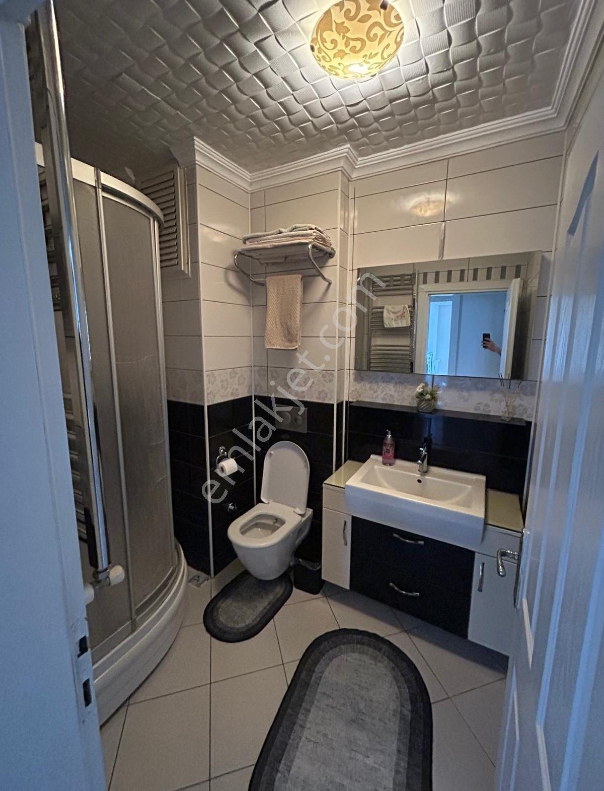 Köşklüçeşme Mah'de E-5e Yakın Geniş Satılık 4+2 Dubleks Daire — fotoğraf 3