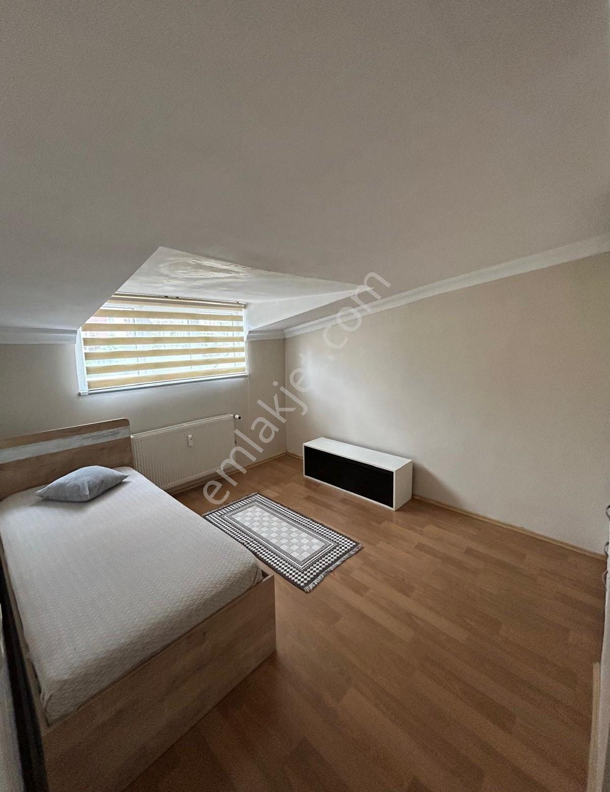 Köşklüçeşme Mah'de E-5e Yakın Geniş Satılık 4+2 Dubleks Daire — fotoğraf 8